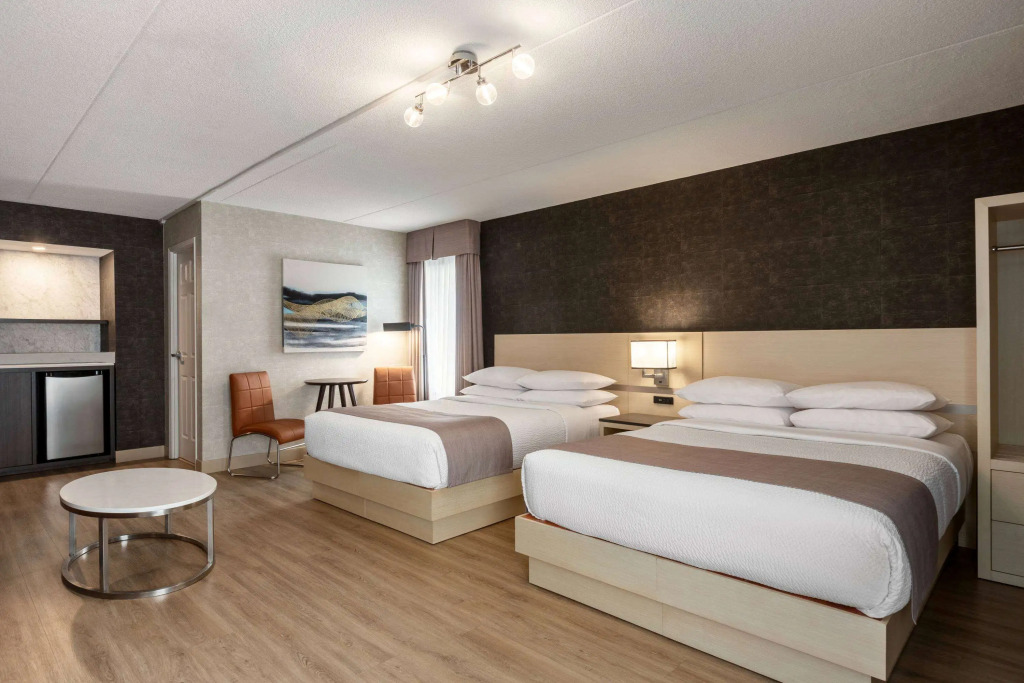 Days Inn by Wyndham Toronto West Mississauga