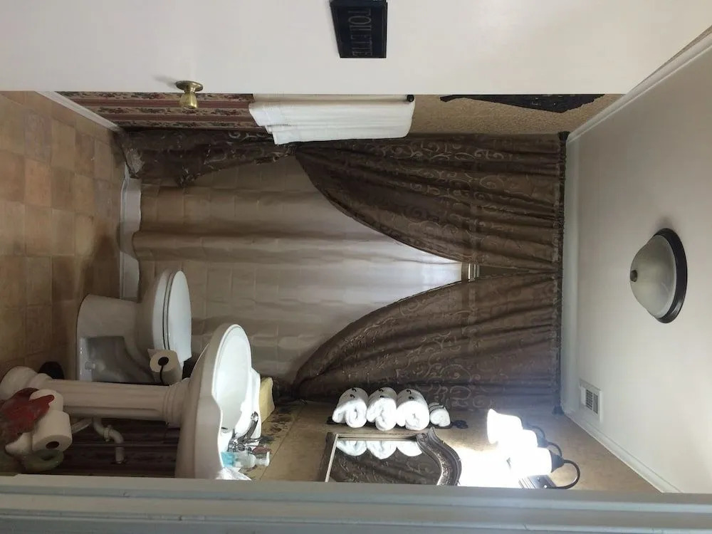 Sassafras Inn