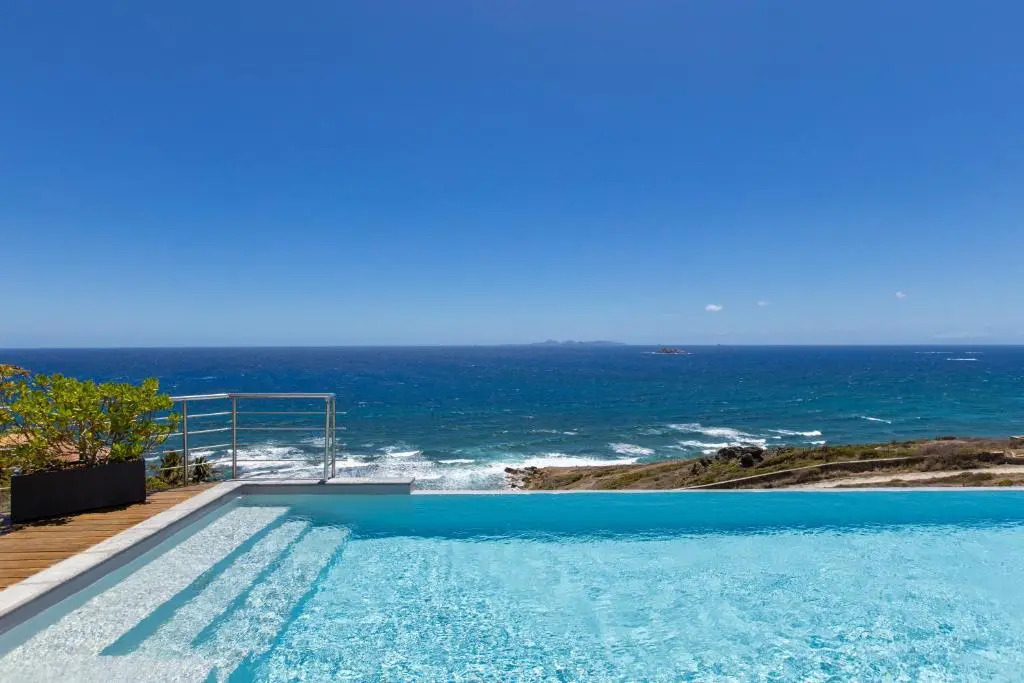 5 Bedrooms Villa Bel Amour, luxury and awesome sea view - SXM
