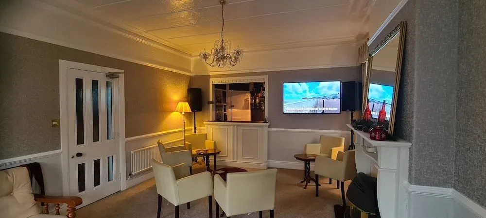 Sunnycroft Private Hotel