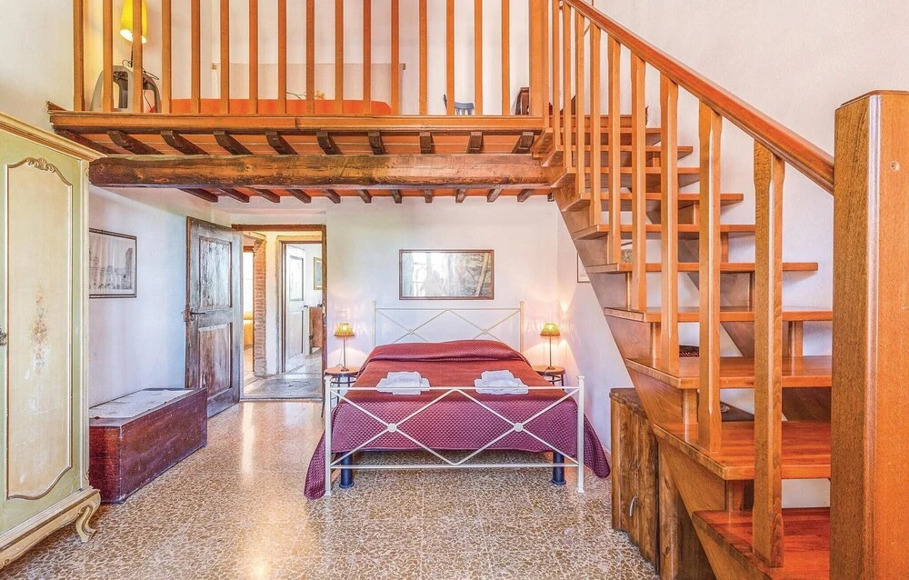 Awesome Home in Arezzo With 6 Bedrooms, Wifi and Outdoor Swimming Pool