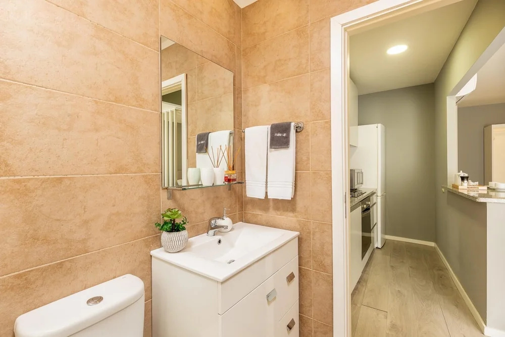 Capela 2 in Oporto With 1 Bathrooms