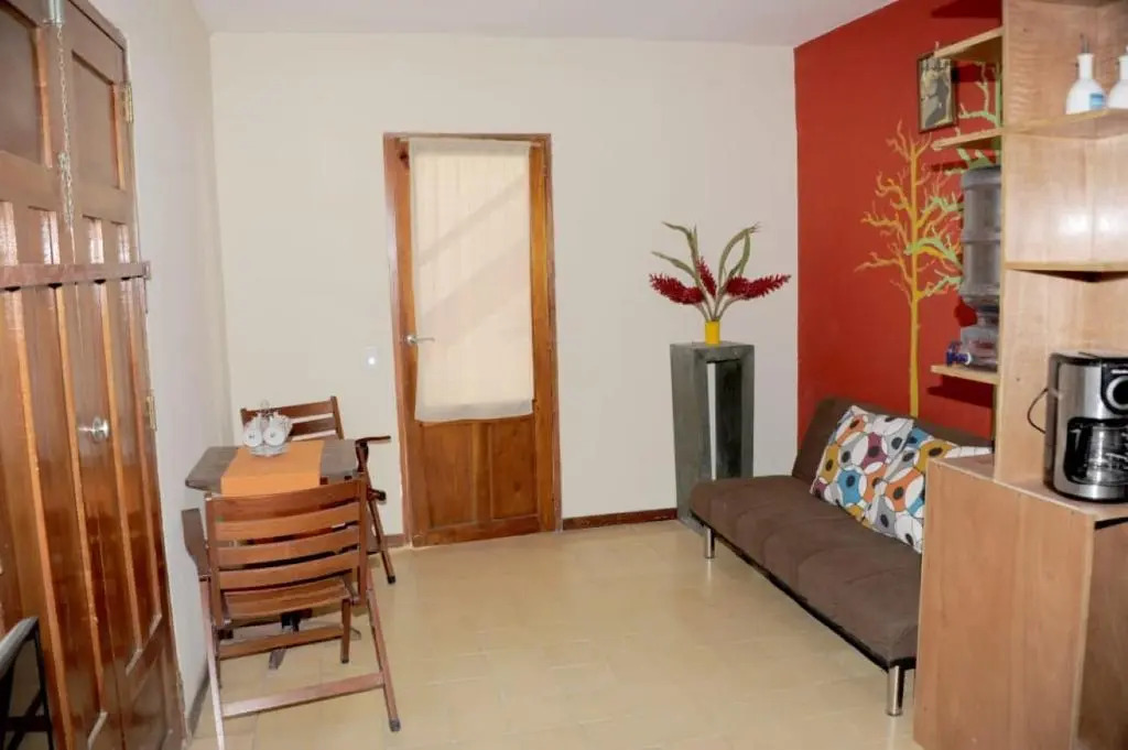 apartamentos Casa Amarilla