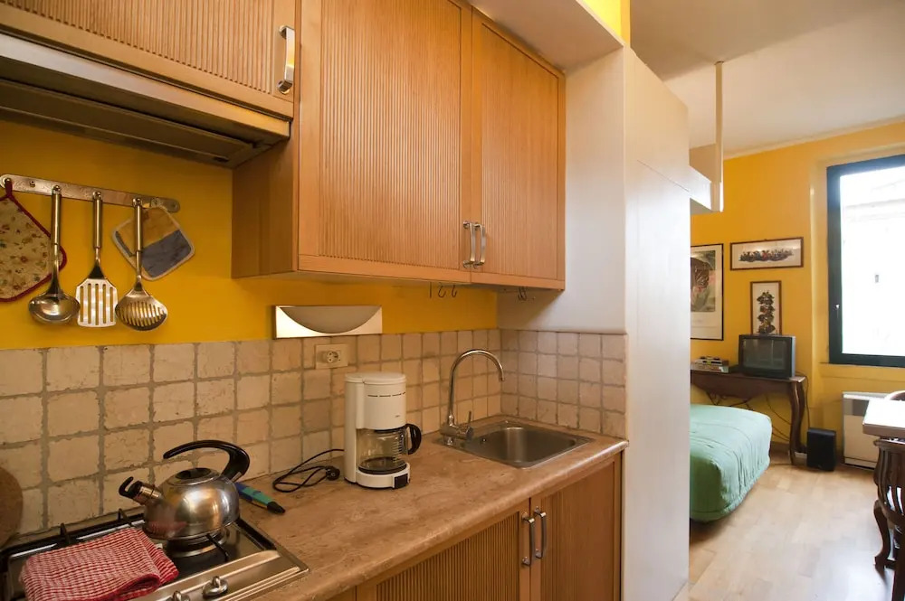 Old Center of Rome Charming Fully Equipped Walking Distance to all Main Spots