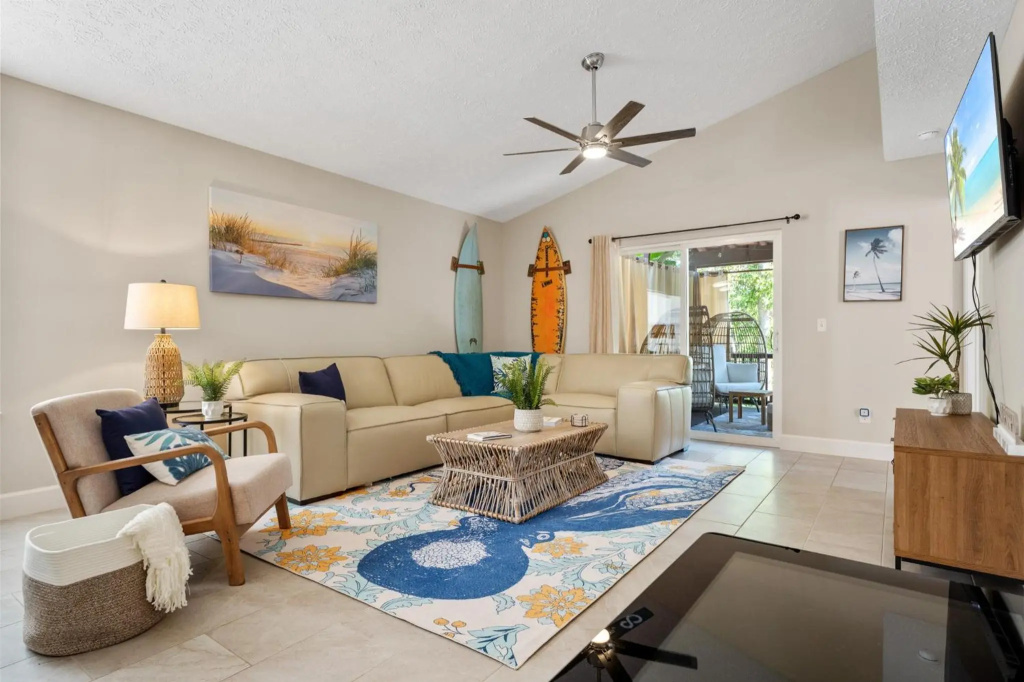 White Cap Surf Shack - Beach, Pools, Tiki-Deck, Arcade, Putting green, Family Fun!