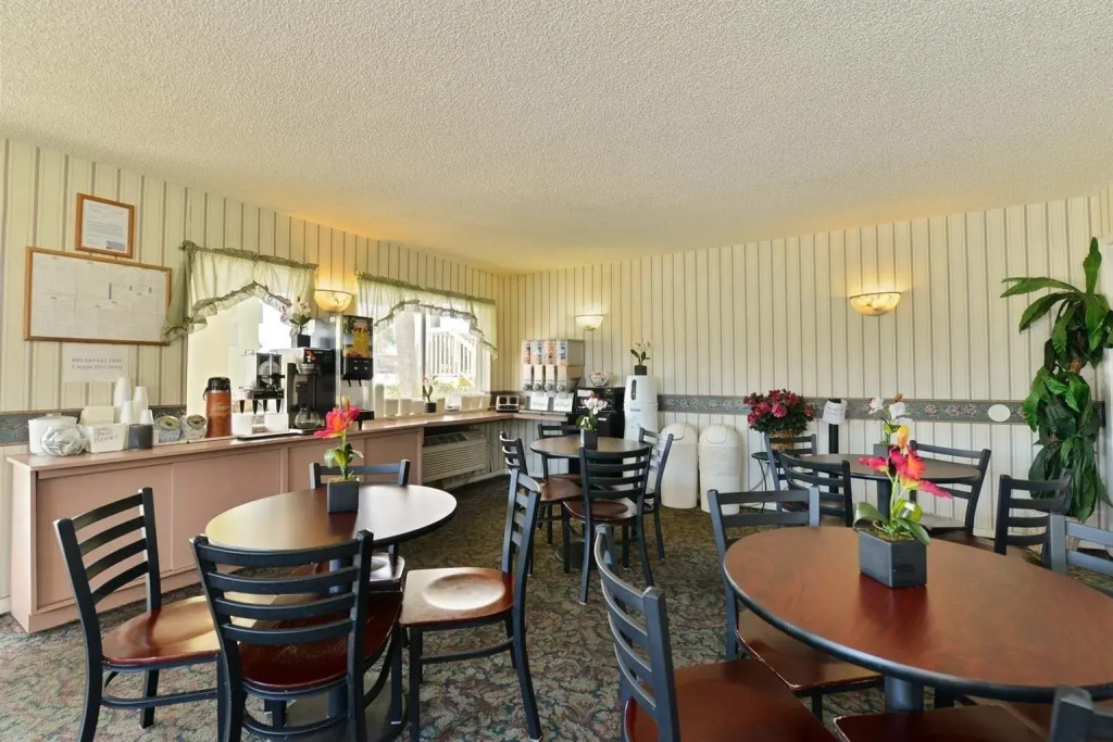 Americas Best Value Inn - Satellite Beach