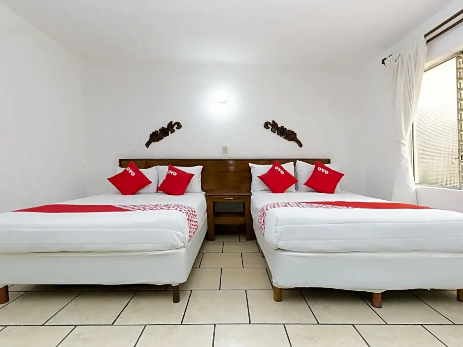 OYO Hotel Continental