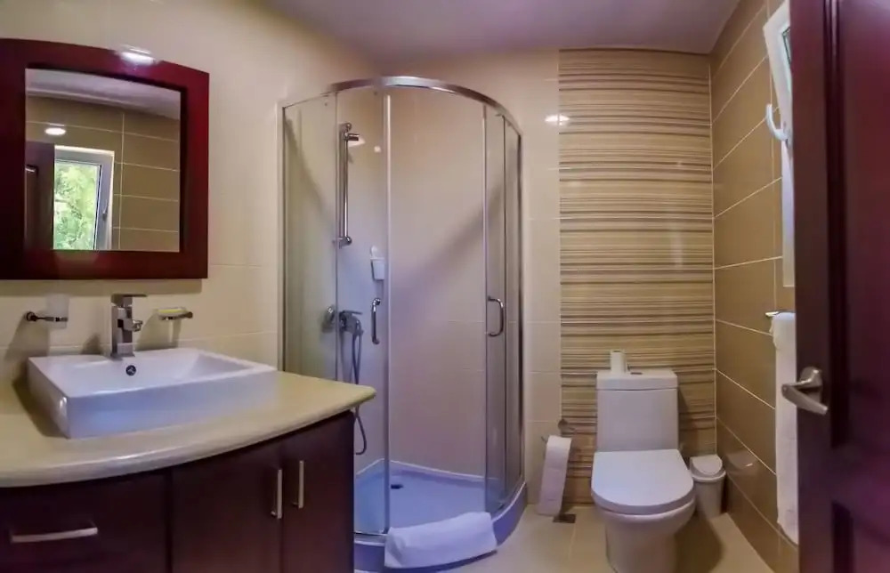 Hill Top Apartment
