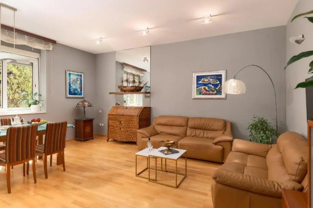 Royal Suites
