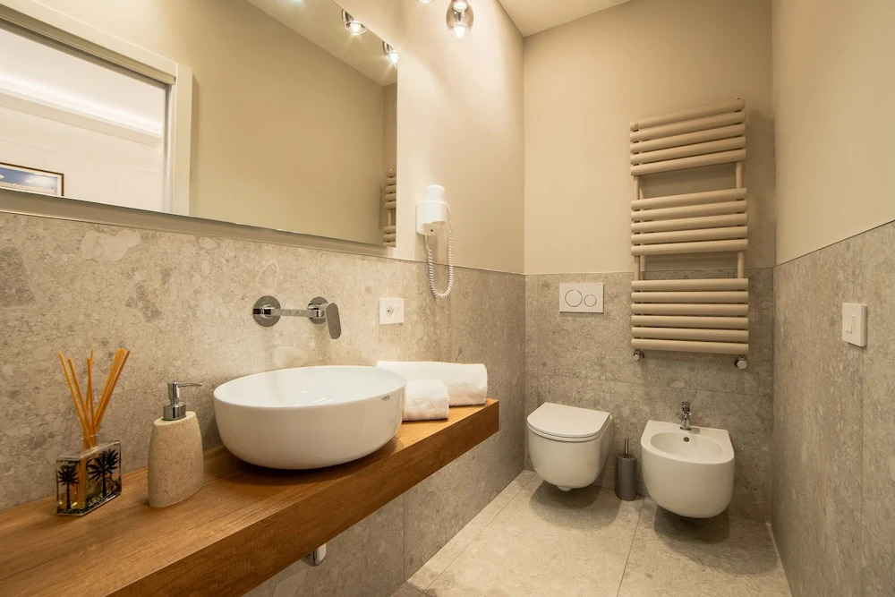 Be Your Home - Riviera Suites