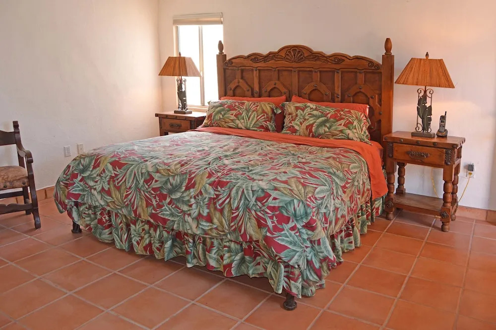 Marbrisa De Cortez 5 Bedroom Home