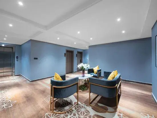 Jin Yue Movie Hotel