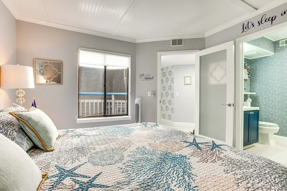 Beach Access: Ocean-view Condo w/ Screened Balcony