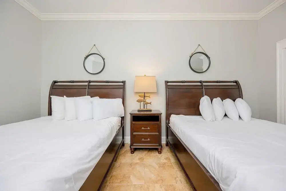 The Oasis 1712 Formerly Phoenix West Ii 1712 4 Bedroom Condo