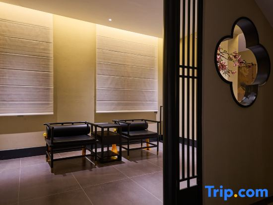 Hidden View | Designer's Private Customized Courtyard Homestay