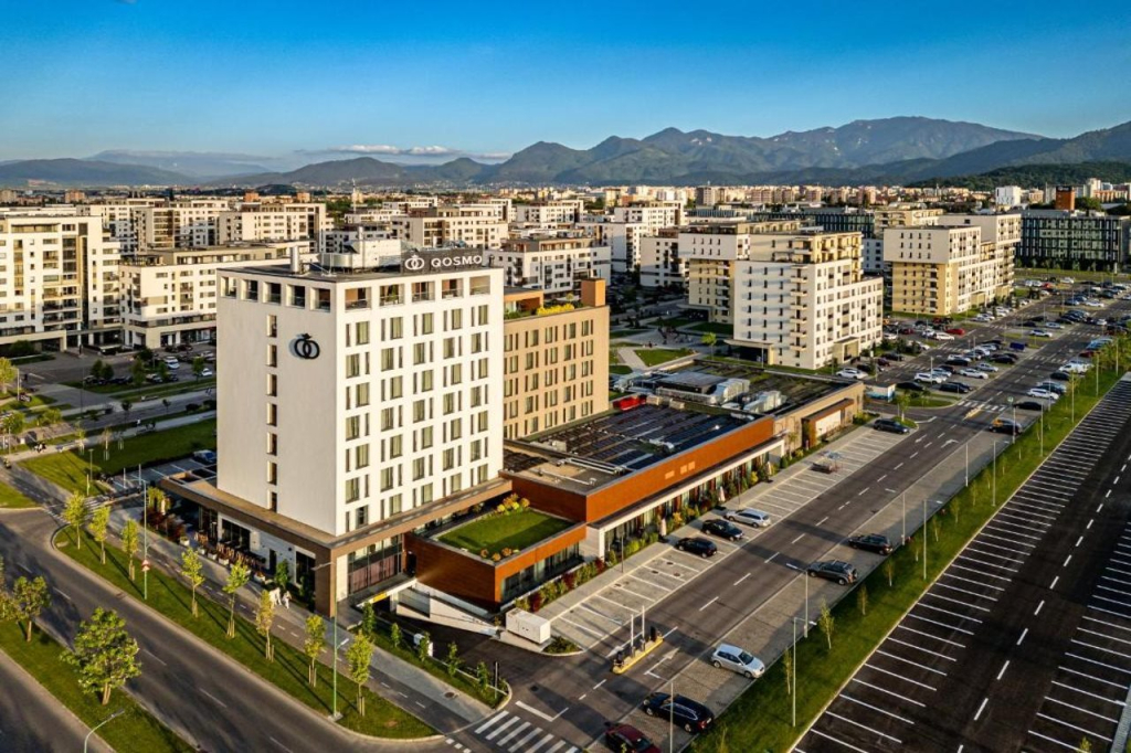Qosmo Brasov Hotel