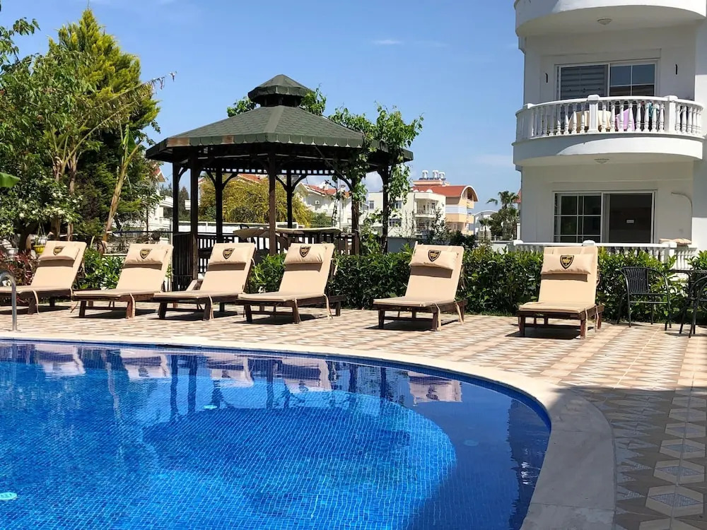 BELKA GOLF RESİDENCE Luxury Apt Poolside Belek