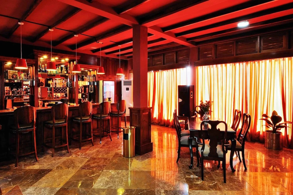 Crest Villa Mansion
