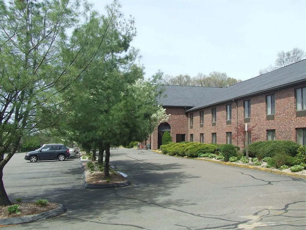 Days Inn Niantic Near Casinos