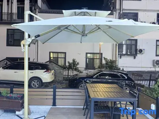 Huangshan Shexian Night Moor Xin'an Homestay (Xin'an River Gallery Scenic Area Branch)