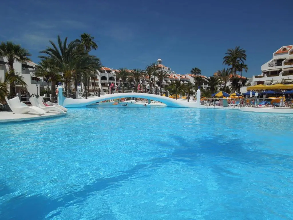 Two bedroom beachfront apartment No 3 with sea-view, heated pool, close to the sea