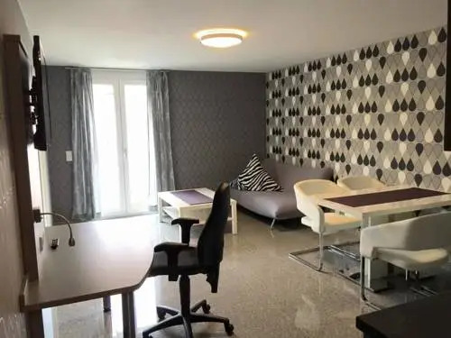 Hotel Mythos "rooms with kitchenette- apartments with kitchen"
