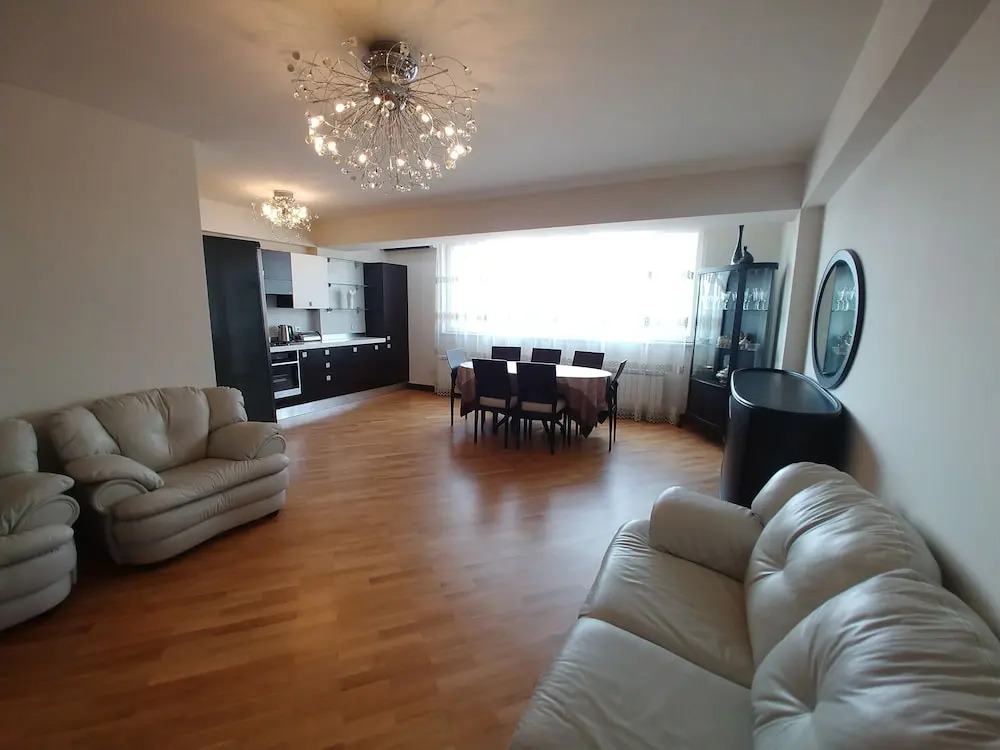 Apartment with Caspian Sea and F1 view