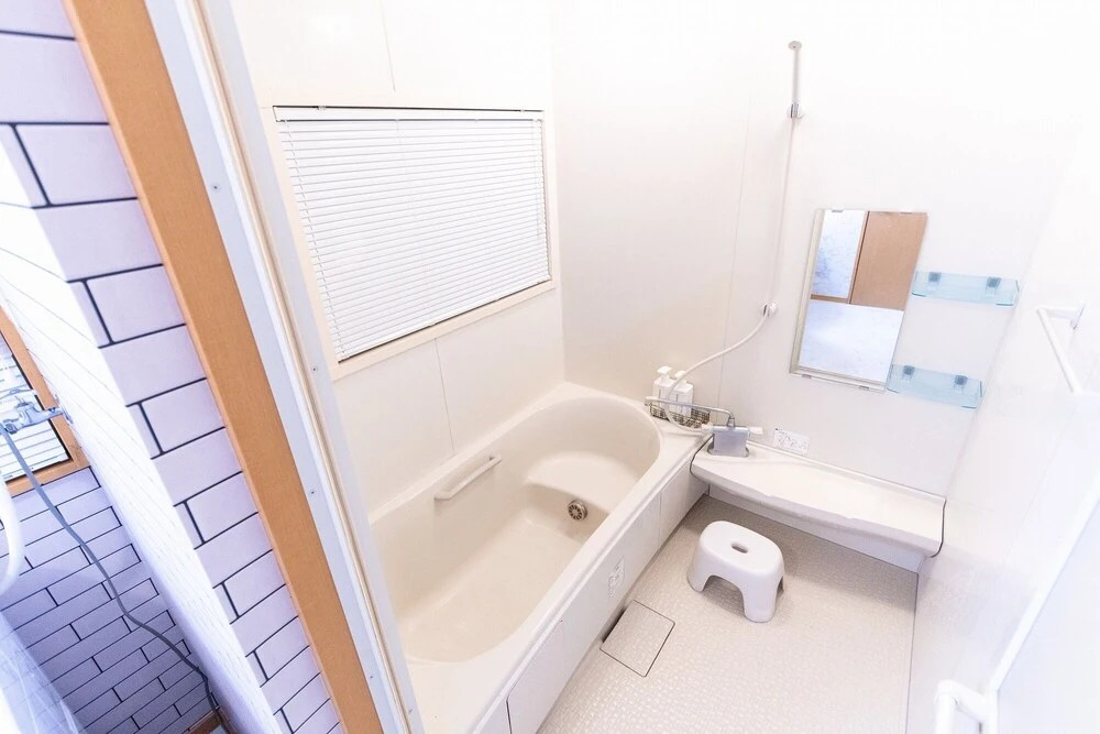 KUMI's Home for 14 Guests