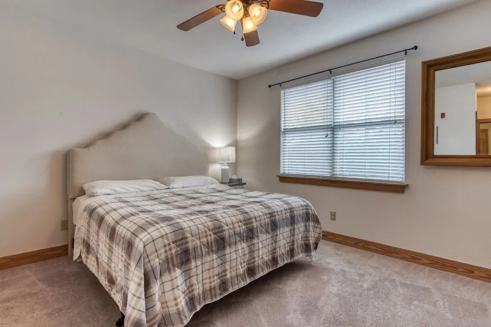 Owl See You 3205 - Close To Dollywood And Overlooking Gatlinburg Golf Course 2 Bedroom Condo by RedAwning