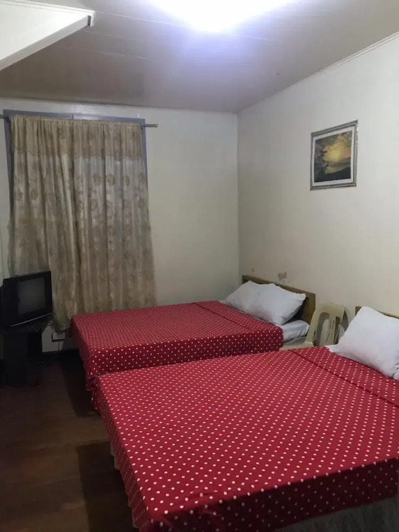 OYO 734 Baden Powell Hotel