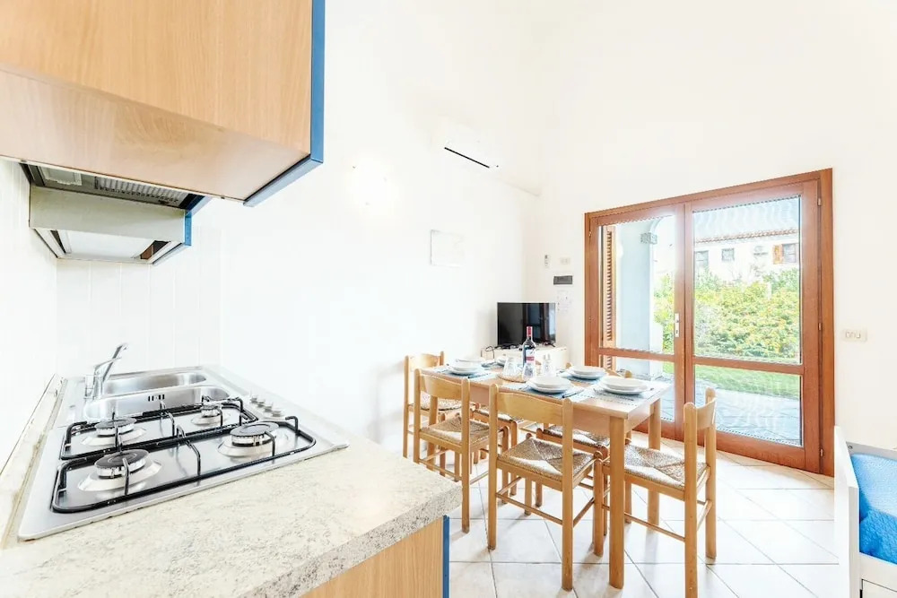 Simple Gem of Le Dimore di Budoni 2 Bedroom Trilo6 Apartment Sleeps 6 Persons
