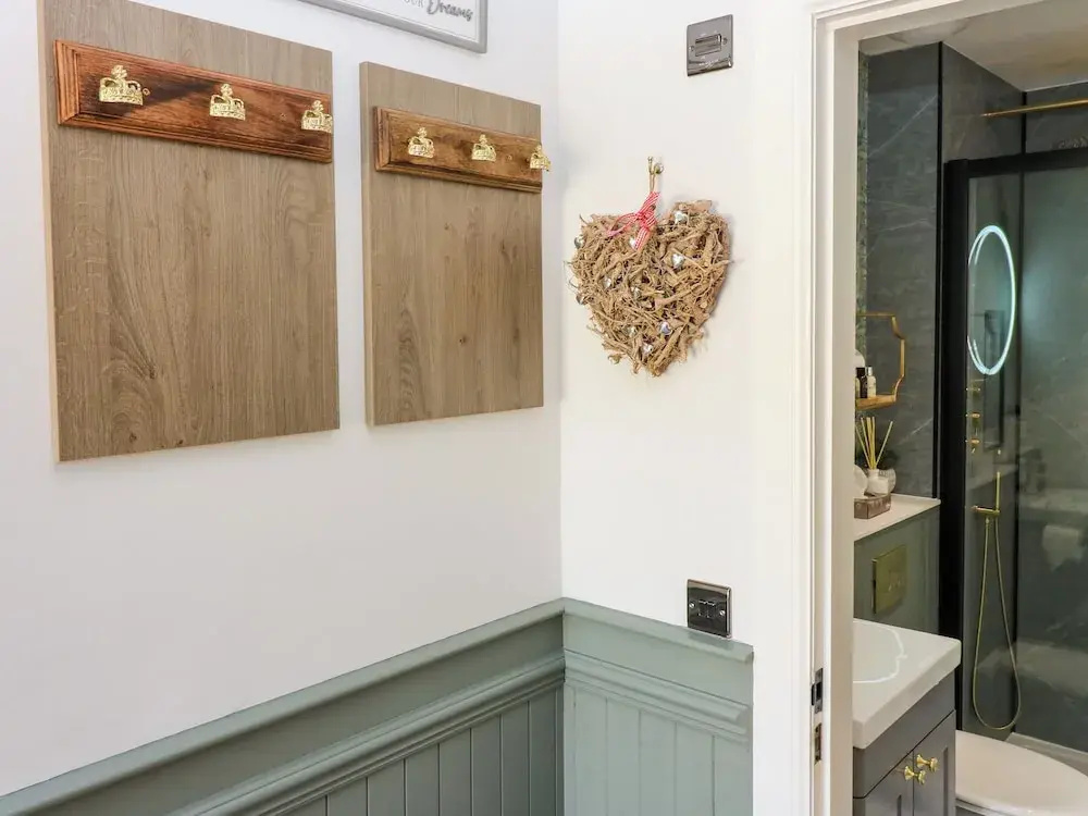 Lyne Cottage, The Retreat
