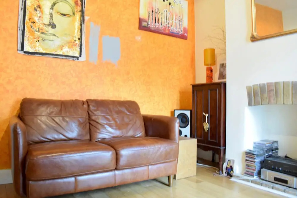 2 Bedroom Wimbledon House With Garden