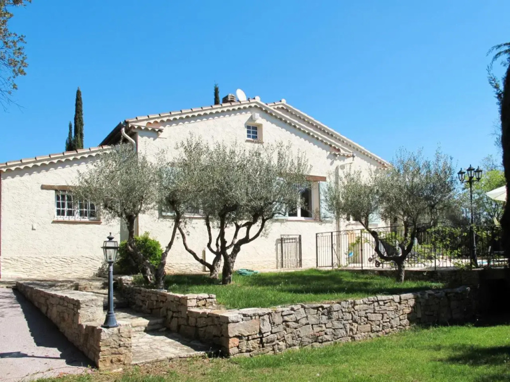 Holiday Home Le Clos des Oliviers by Interhome