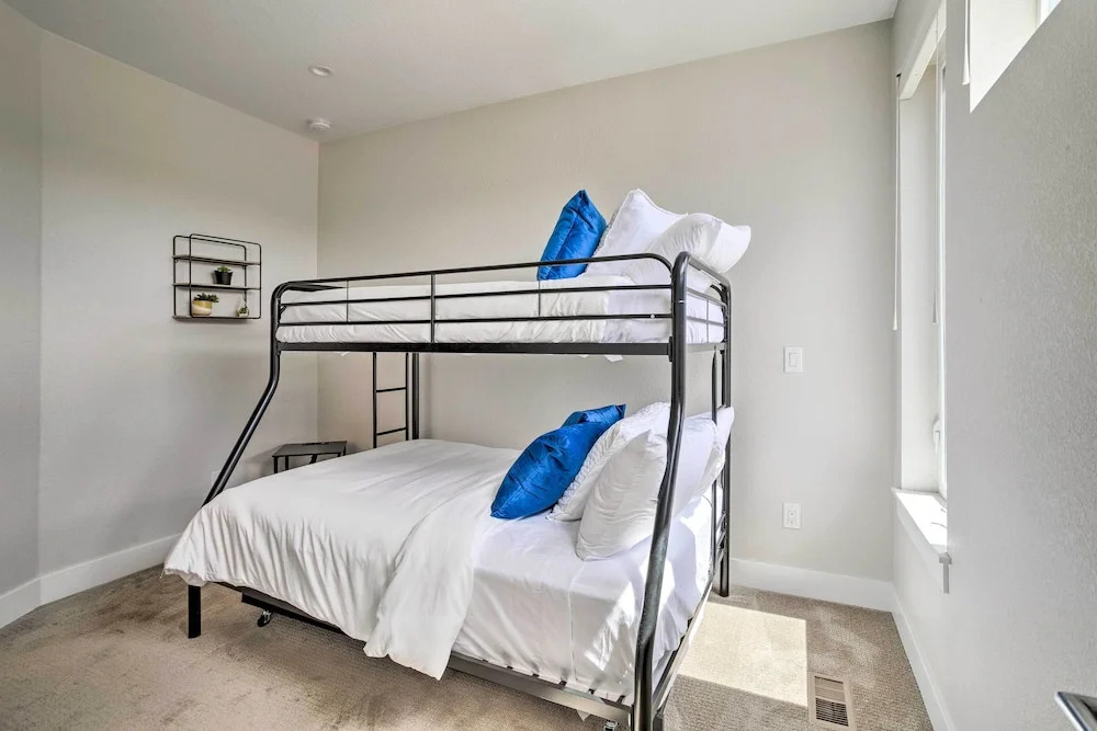City Skyline Views: Upscale Denver Townhome