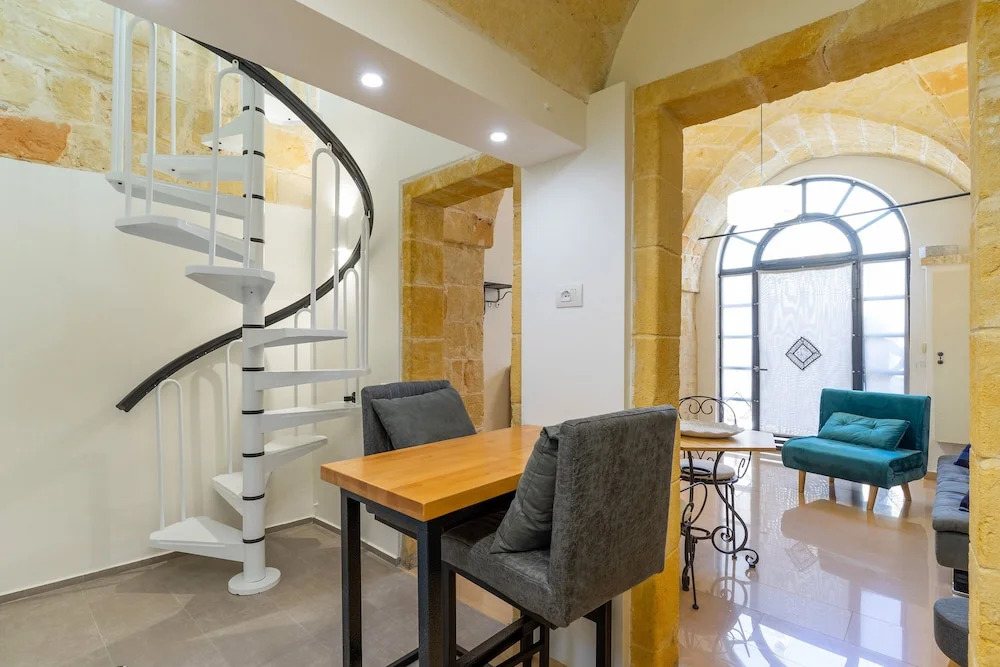 3080 Casetta Vico Carducci by Barbarhouse