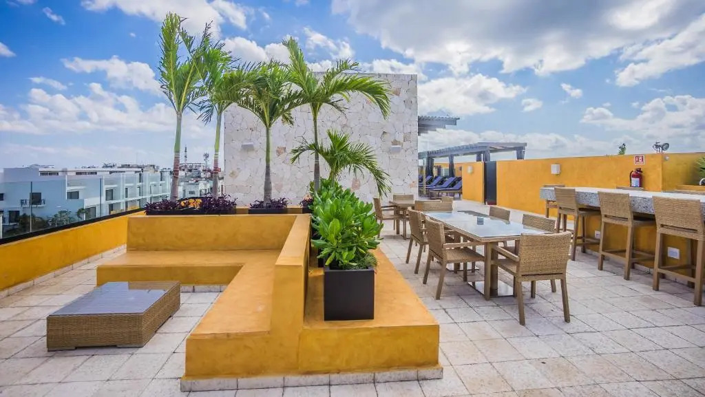 Lunada Condo by BVR