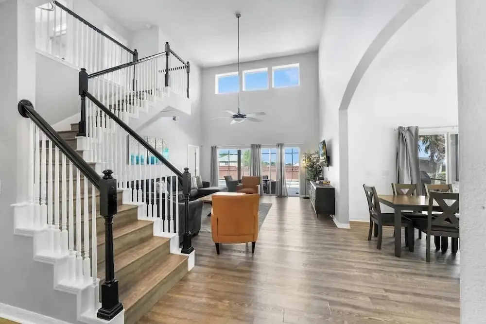 Make Memories in This 6 Bedroom With Private Pool