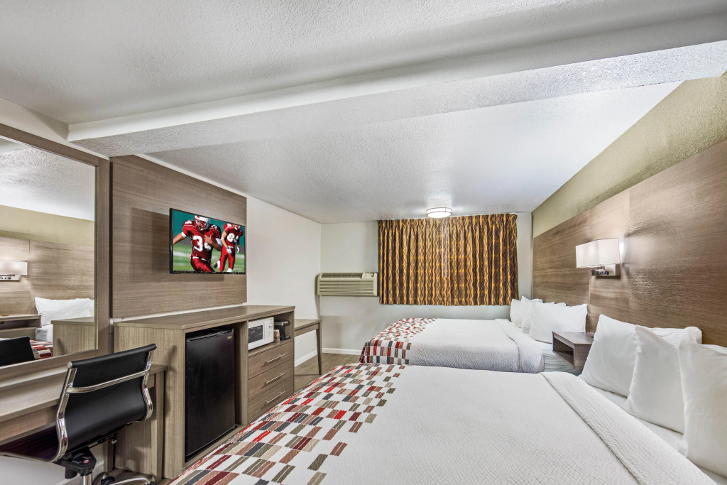 Ramada by Wyndham Medford Airport North