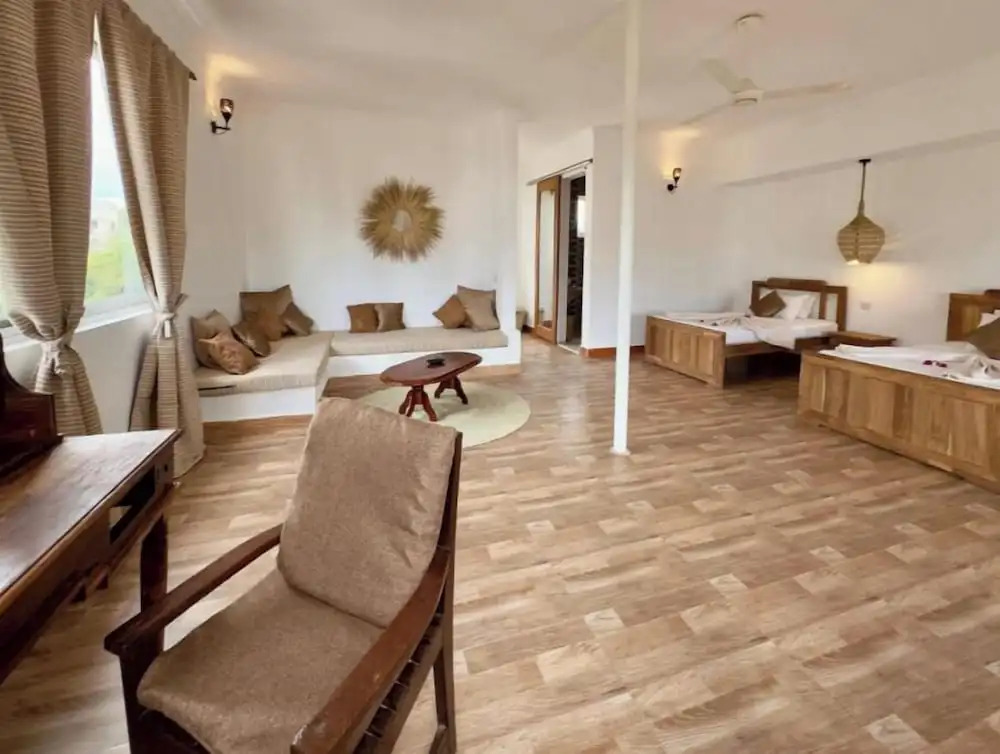 Shirley Boutique Hotel