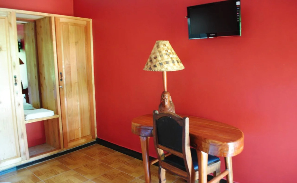 Saruni River Lodge