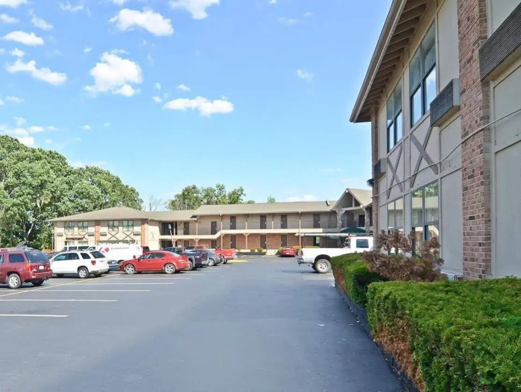 Days Inn Lake Saint Louis