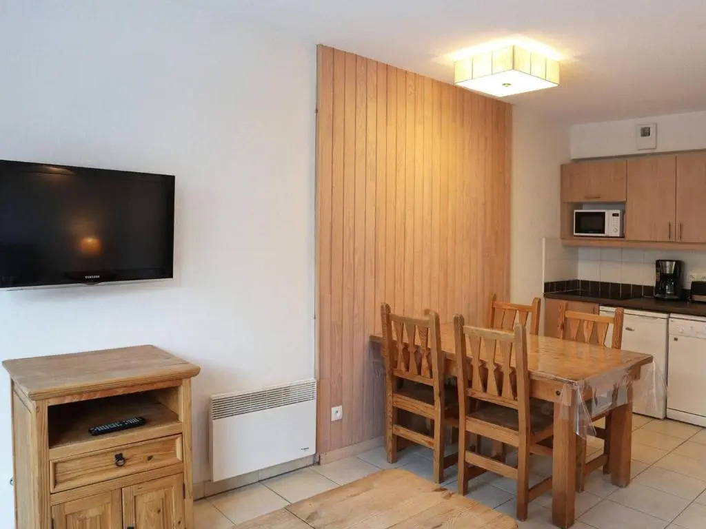 Appartement Les Orres, 2 pièces, 5 personnes - FR-1-322-452