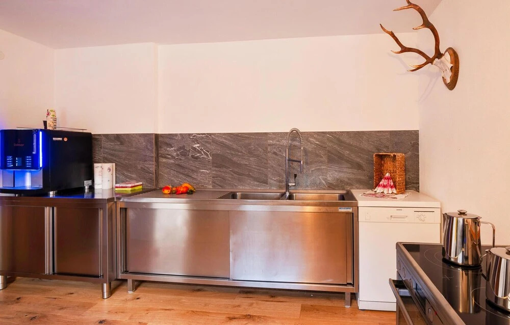 Beautiful Home in St. Gallenkirch With 6 Bedrooms, Sauna and Wifi