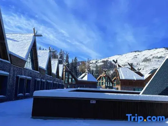 Kanas Fairy Tale International Hotel