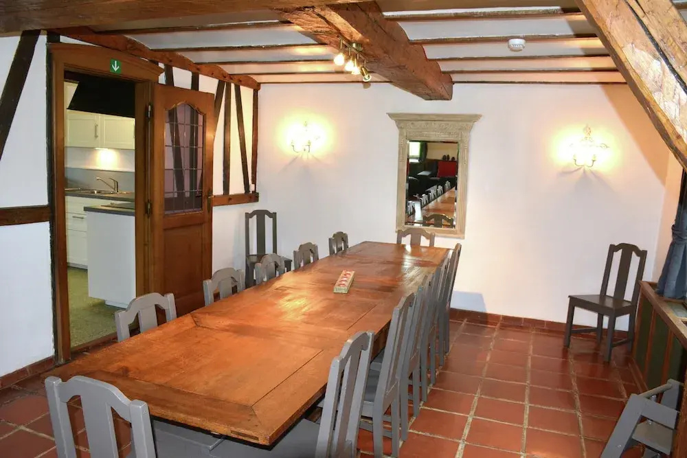 Vintage Farmhouse With Garden, Roofed Terrace