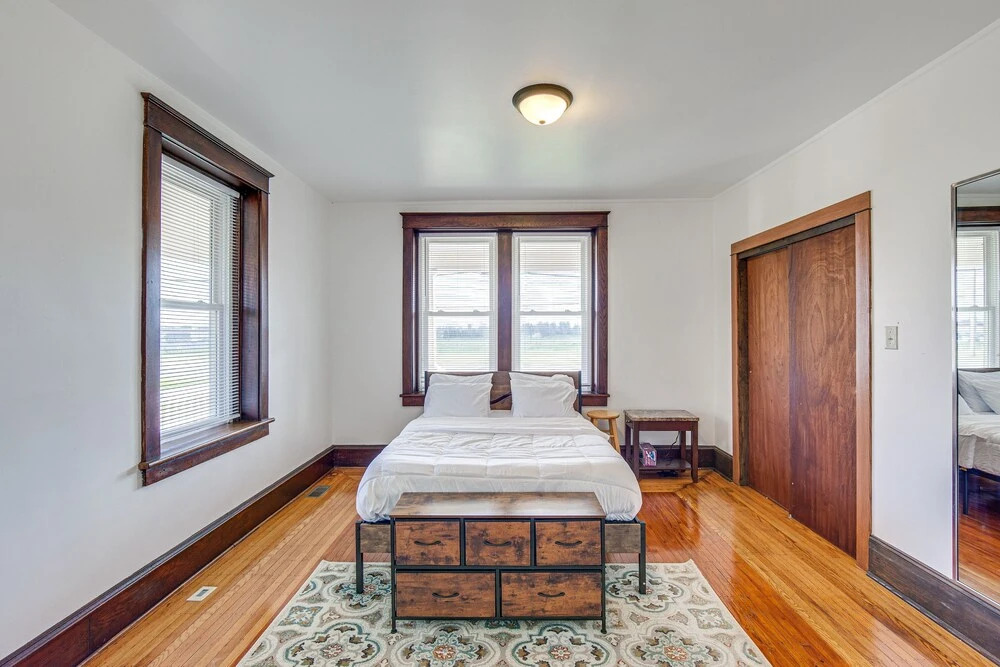 Lovely Lancaster Aptartment in Walkable Location!