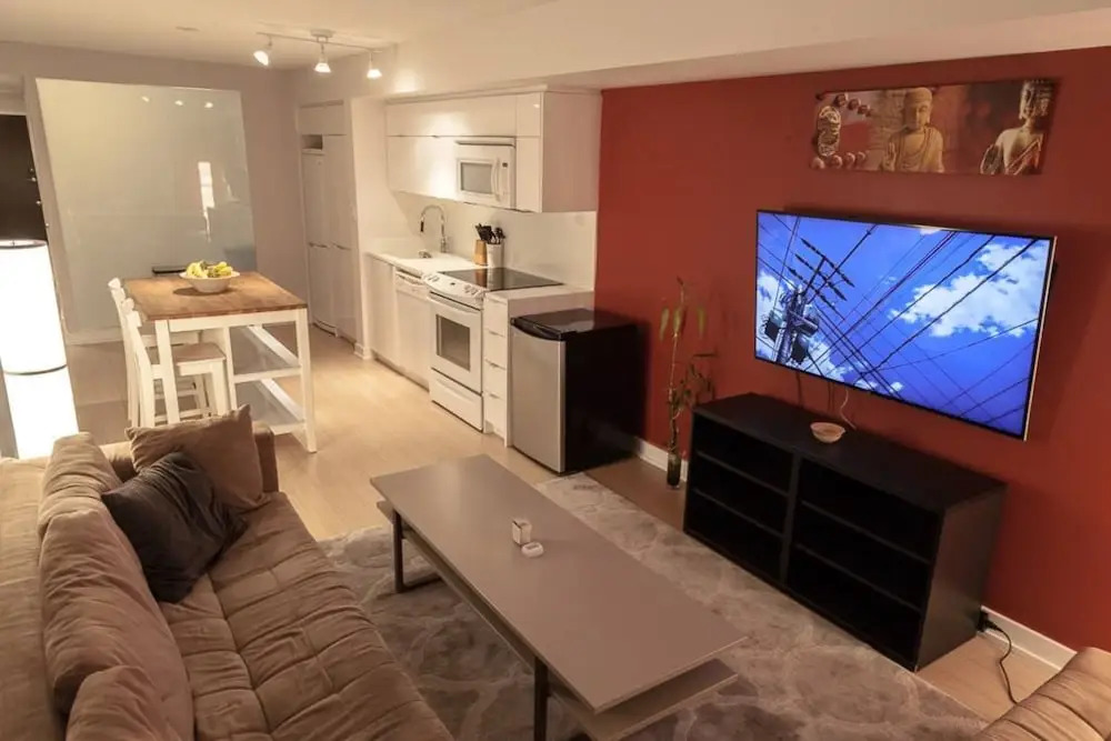 Toronto 3 Bedroom Condo