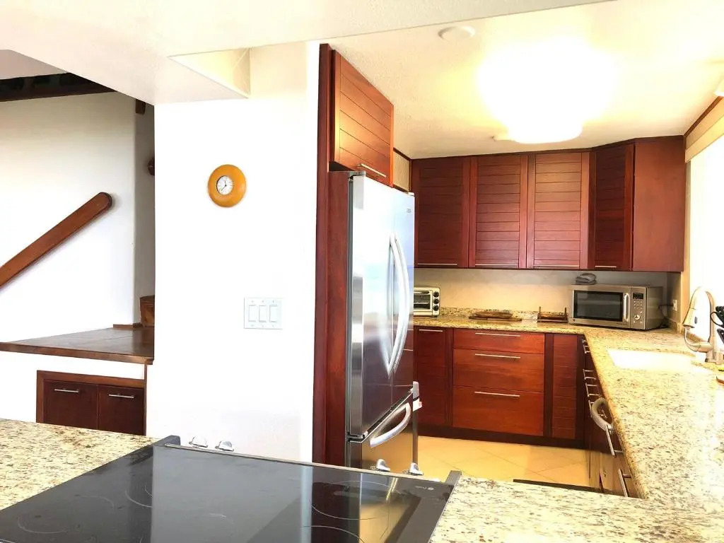 Hawaiian Monarch Penthouse 3bedroom