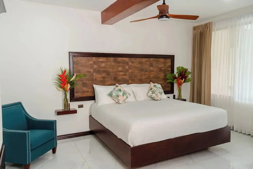 Hotel Sanctuarium Adults Only